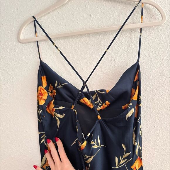 NWOT ASTR Gaia Midi Dress Navy and Orange Floral Medium - Picture 4 of 5